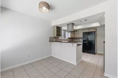 10218 Missel Thrush Drive, Austin, TX 78750 - Photo 8