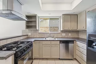 10218 Missel Thrush Dr, Austin, TX 78750 - Photo 10
