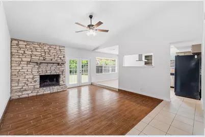 10218 Missel Thrush Drive, Austin, TX 78750 - Photo 4