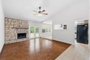 10218 Missel Thrush Dr, Austin, TX 78750 - Photo 4