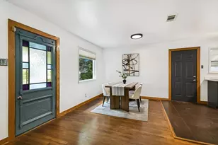 3013 E 18th St, Austin, TX 78702 - Photo 8
