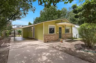 3013 E 18th St, Austin, TX 78702 - Photo 2