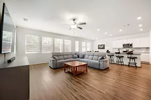 10221 Buster Dr, Austin, TX 78748 - Photo 8