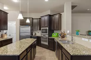 162 Sugar Creek, Buda, TX 78610 - Photo 8