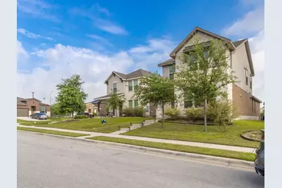 2033 Hat Bender Loop, Round Rock, TX 78664 - Photo 2
