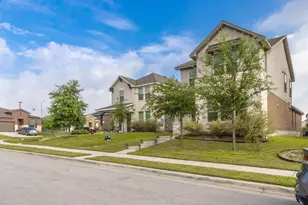 2033 Hat Bender Loop, Round Rock, TX 78664 - Photo 2