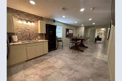 115 150 Loop W #D, Bastrop, TX 78602 - Photo 14