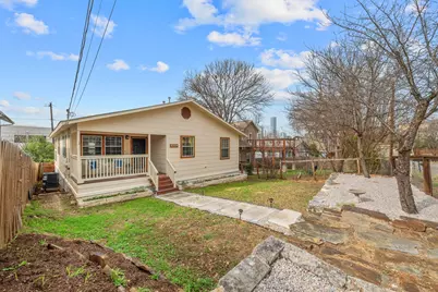 2001 E 8th Street, Austin, TX 78702 - Photo 2