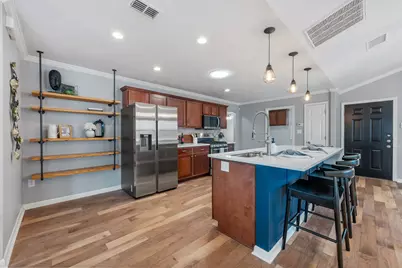 2001 E 8th Street, Austin, TX 78702 - Photo 8