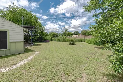 1202 Norwood Road, Austin, TX 78722 - Photo 32