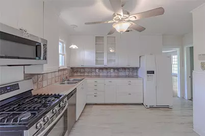 1202 Norwood Road, Austin, TX 78722 - Photo 20