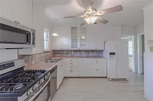 1202 Norwood Rd, Austin, TX 78722 - Photo 20