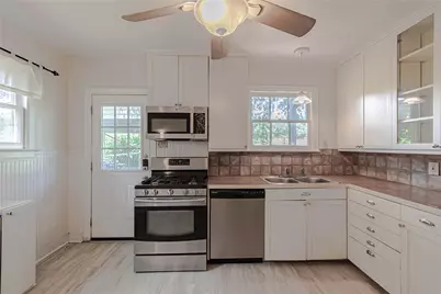 1202 Norwood Road, Austin, TX 78722 - Photo 18