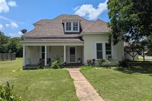 1319 Grace St, Taylor, TX 76574 - Photo 1