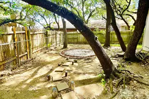 7103 Woodhue Ct, Austin, TX 78745 - Photo 38