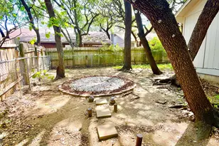 7103 Woodhue Ct, Austin, TX 78745 - Photo 38