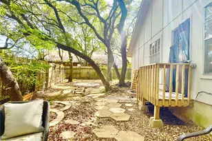 7103 Woodhue Ct, Austin, TX 78745 - Photo 36