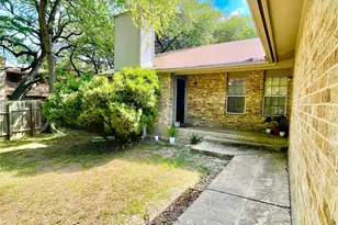 7103 Woodhue Ct, Austin, TX 78745 - Photo 4