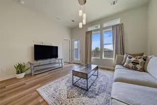 17303 Emperador Dr, Pflugerville, TX 78664 - Photo 4