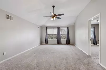 1712 Lynnville Trail, Austin, TX 78727 - Photo 14