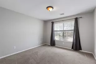 1712 Lynnville Trail, Austin, TX 78727 - Photo 18