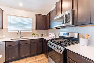 322 Arnage Dr, Hutto, TX 78634 - Photo 14