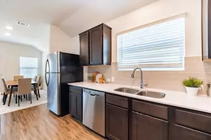 322 Arnage Dr, Hutto, TX 78634 - Photo 14