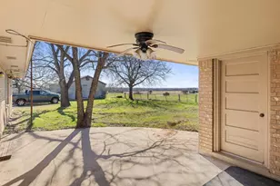 950 S Fm 486, Thorndale, TX 76577 - Photo 22