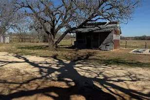 950 S Fm 486, Thorndale, TX 76577 - Photo 40
