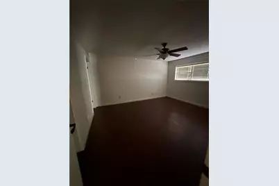 214 Meadowlakes Drive, Meadowlakes, TX 78654 - Photo 10