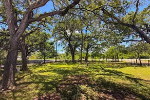 10310 Menchaca Rd, Austin, TX 78748 - Photo 2
