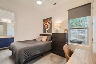 2601 Francisco St, Austin, TX 78702 - Photo 10