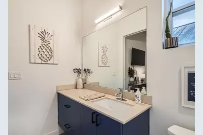 2601 Francisco Street #B, Austin, TX 78702 - Photo 14