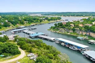 22108-2 Moulin Dr, Briarcliff, TX 78669 - Photo 2