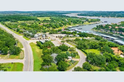 22108-2 Moulin Drive, Briarcliff, TX 78669 - Photo 4