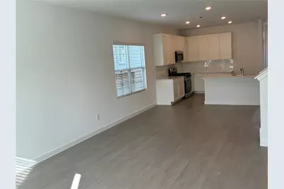 165 Parsons, Kyle, TX 78640 - Photo 2
