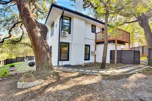 1115 Enfield Rd, Austin, TX 78703 - Photo 4