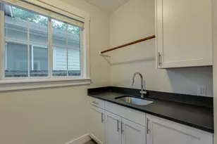 2604 Bland St, Austin, TX 78703 - Photo 28