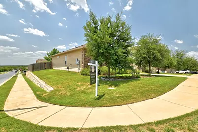 6712 May Shower Drive, Austin, TX 78744 - Photo 2