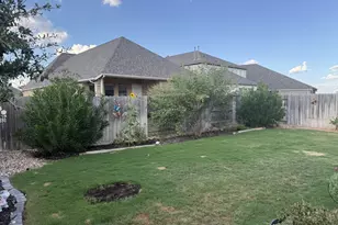 136 Ironbark Bnd, Bastrop, TX 78602 - Photo 10