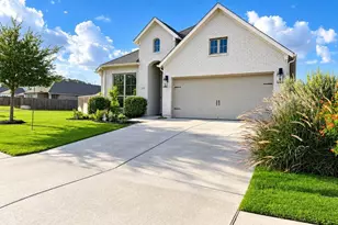 136 Ironbark Bnd, Bastrop, TX 78602 - Photo 2