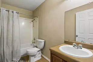 7209 Cayenne Ln, Austin, TX 78741 - Photo 16