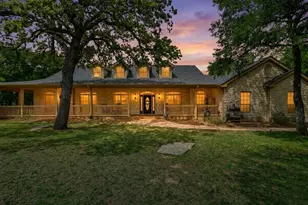 215 Woodland Park, Georgetown, TX 78633 - Photo 2