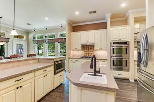 215 Woodland Park, Georgetown, TX 78633 - Photo 14