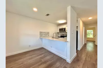 6409 Burns Street #305, Austin, TX 78752 - Photo 2