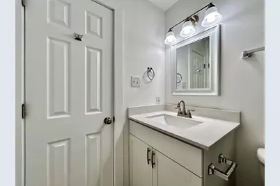 6409 Burns Street #305, Austin, TX 78752 - Photo 16