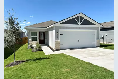 133 Captain Dooley Lane, Jarrell, TX 76537 - Photo 1