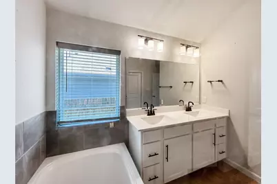 558 Bridgestone Way, Buda, TX 78610 - Photo 20