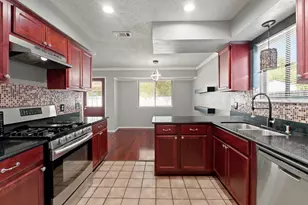 11206 Blossom Bell Dr, Austin, TX 78758 - Photo 8