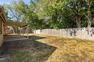 11206 Blossom Bell Dr, Austin, TX 78758 - Photo 20